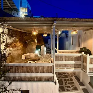 Mykonos Down Town Apartment